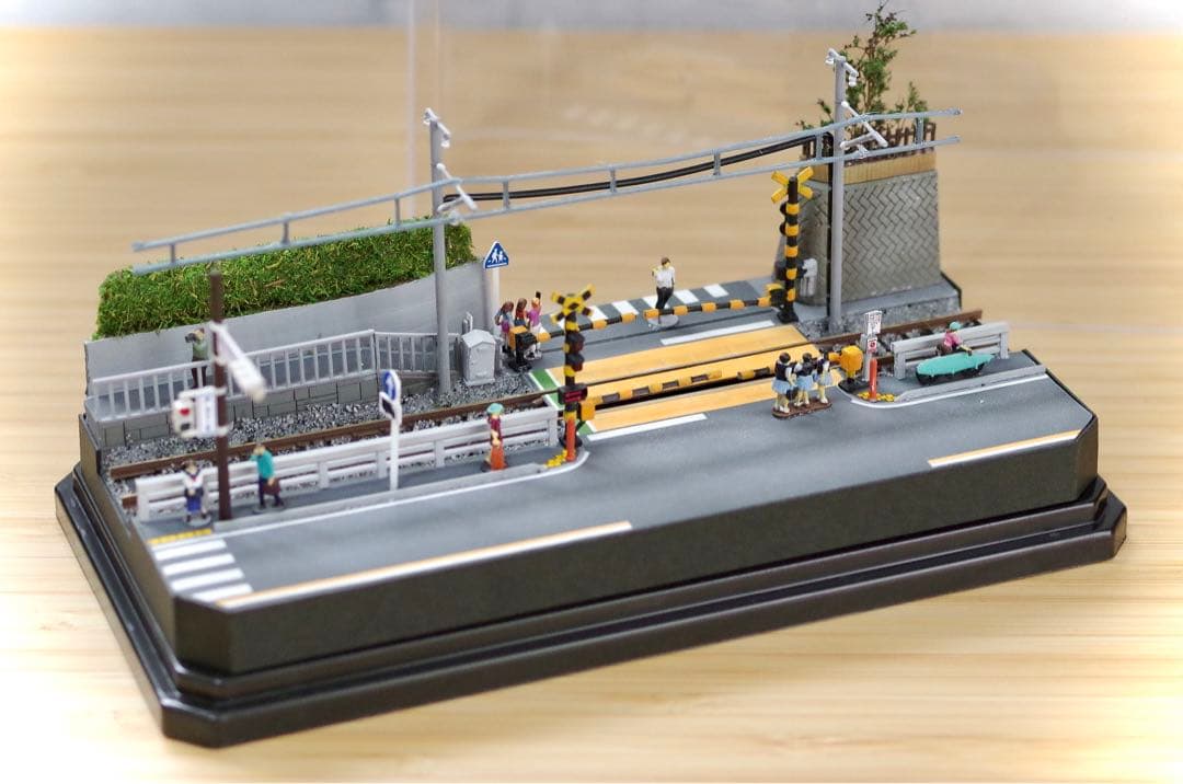 Bトレ☆江ノ電鎌倉高校前1号踏切 鉄道ジオラマ展示台☆Nゲージ☆鉄コレ