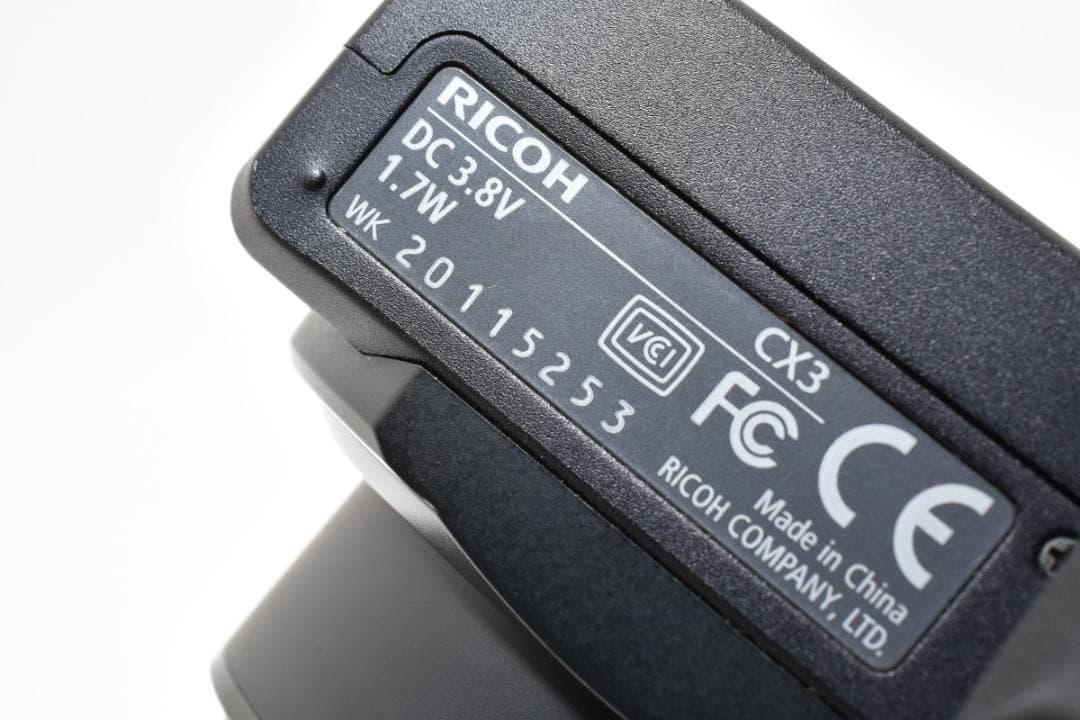 《 美品 》　リコー　RICOH CX3 ブラック　＜動作確認済＞