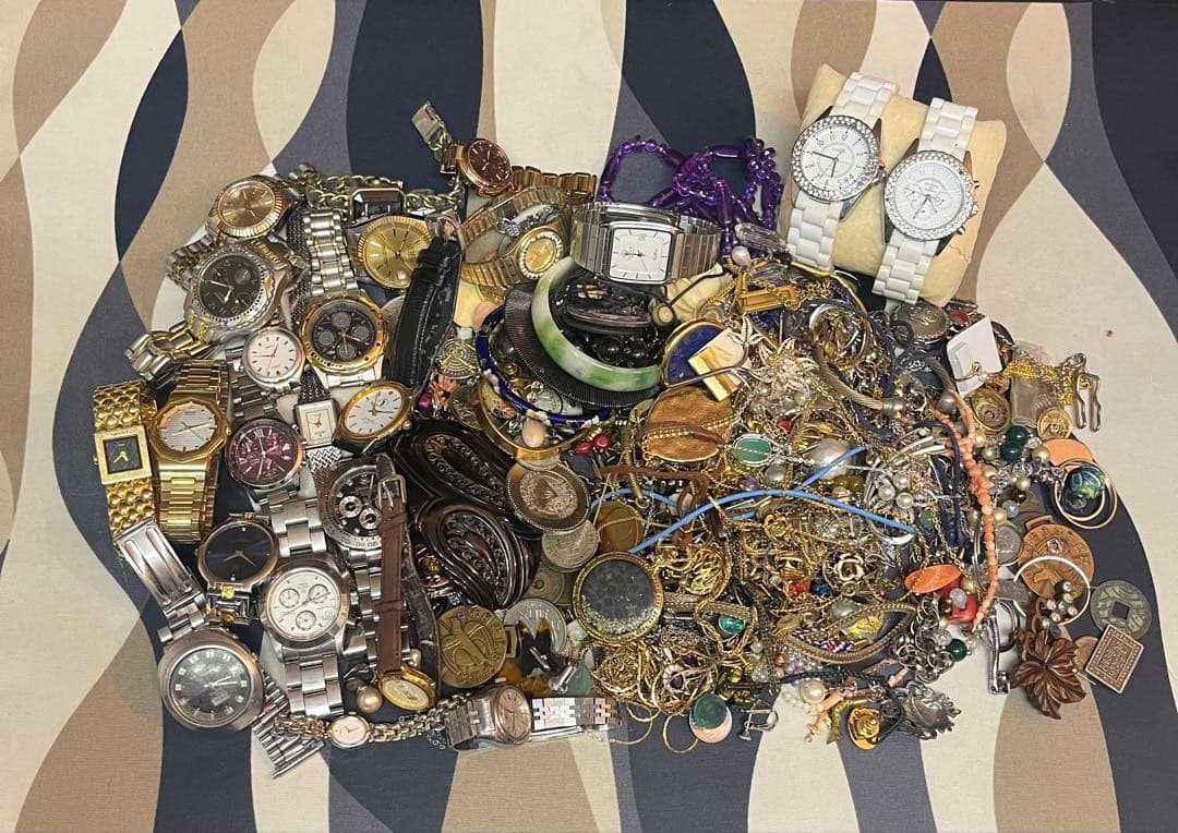 遺品整理 格安】新潟の遺品整理業者セブン 1K15,000円~ 最短即日対応