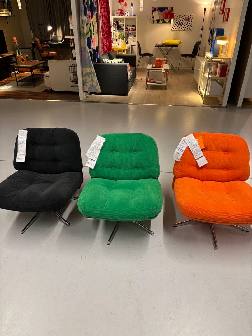 《「新品＊未開封」》椅子 ソファ IKEA ディヴリンゲ 回転パーソナルチェア