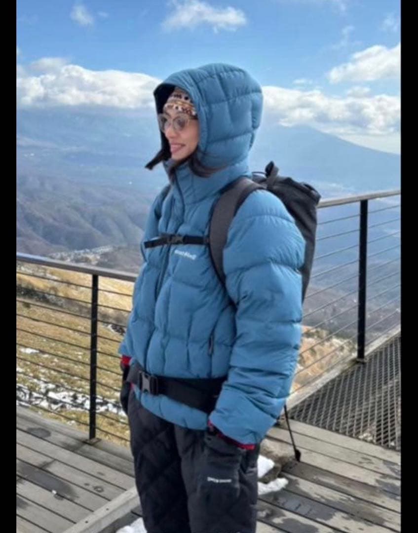 モンベルネージュダウンパーカ Men's M-R 完売品 - メルカリ