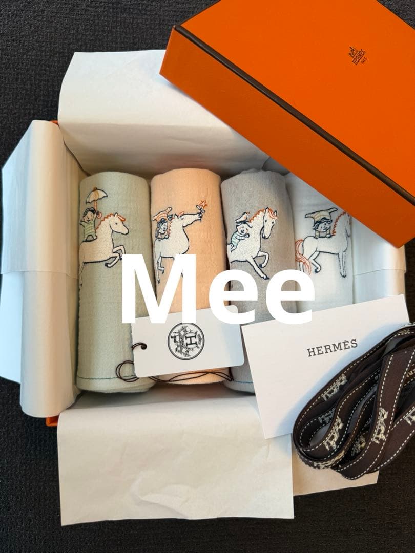 【新品未使用】エルメス HERMES カレ　ガブリオル　おくるみ　コットンガーゼ おくるみ 《カブリオル》 | Hermès - エルメス-公式サイト