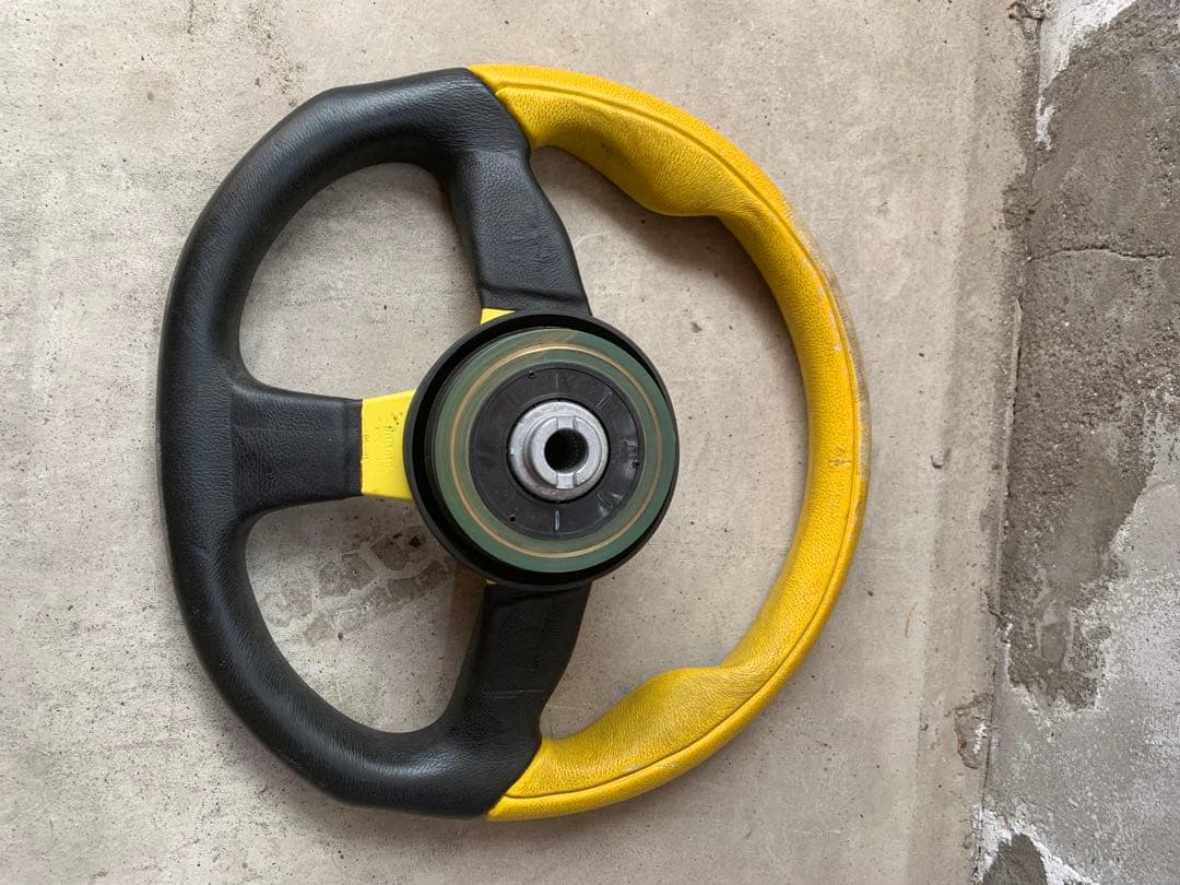 MOMOステアリング USDM ワイルドスピード - メルカリ