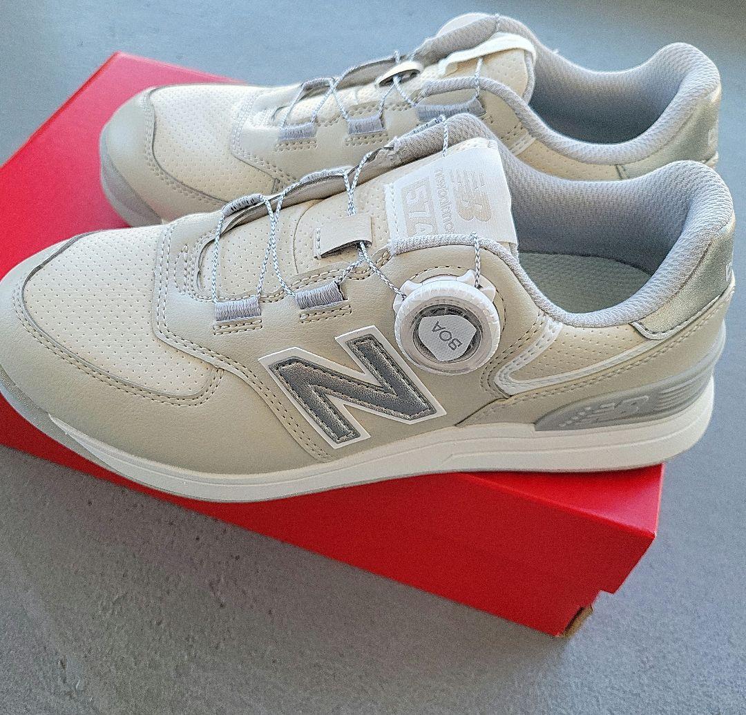 美品❣️New Balance ベージュ　ゴルフ スニーカー BOA New Balance（ニューバランス） P5倍 ゴルフ シューズ ベージュ(B4