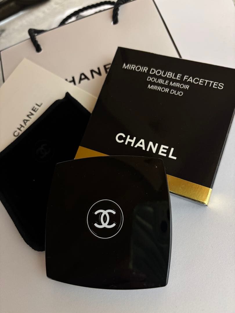 CHANEL ミラー ミロワールドウーブルファセット 新品 CHANEL シャネル コンパクトミラー ミロワール ドゥーブル ファセット