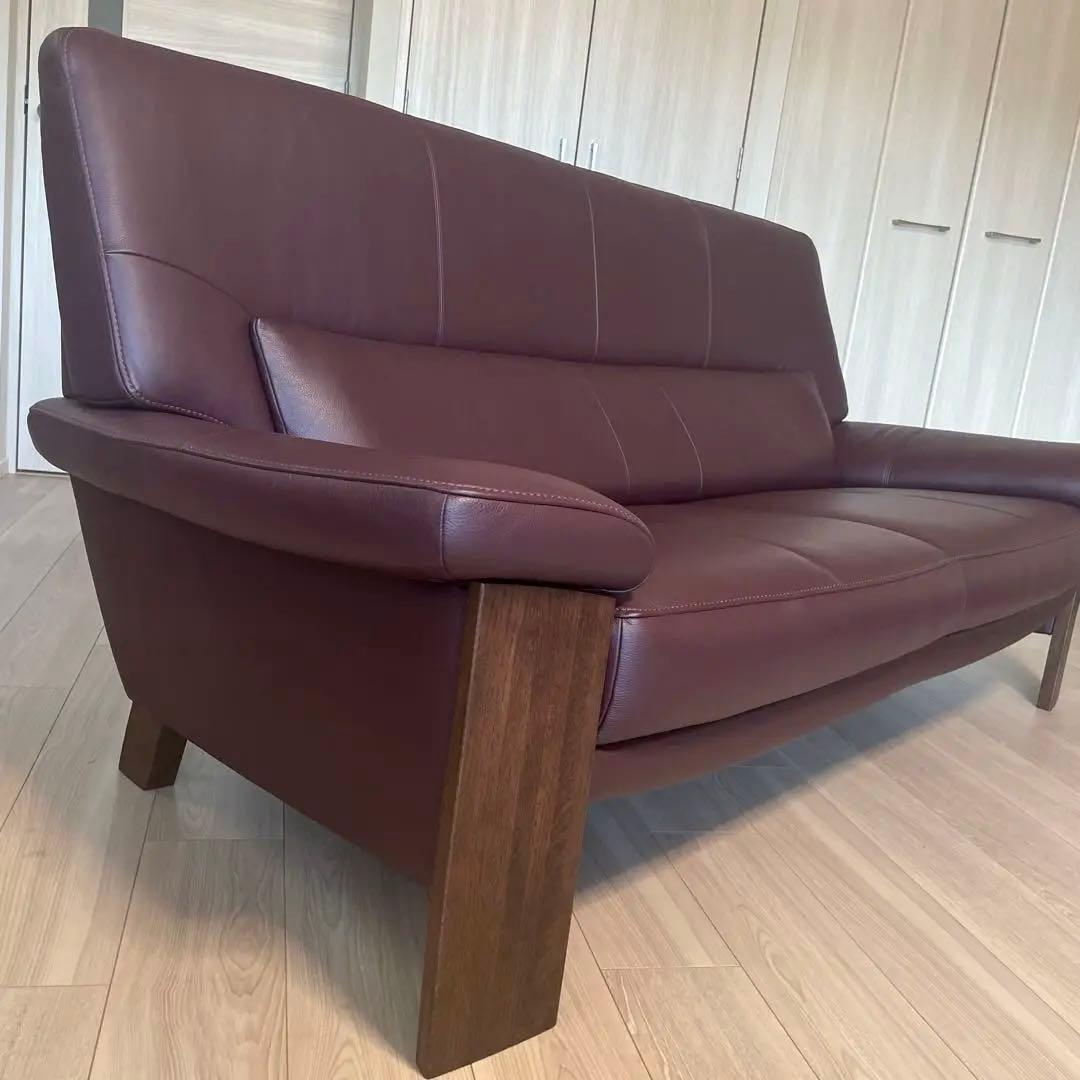 《美品》カリモク レザーソファ 本革ソファ　2.5人掛け　ソファ