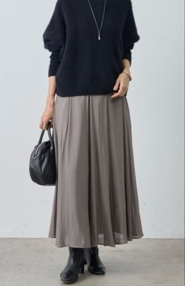 新品タグ付き BEARDSLEY 《2サイズ展開》割繊サーキュラースカート