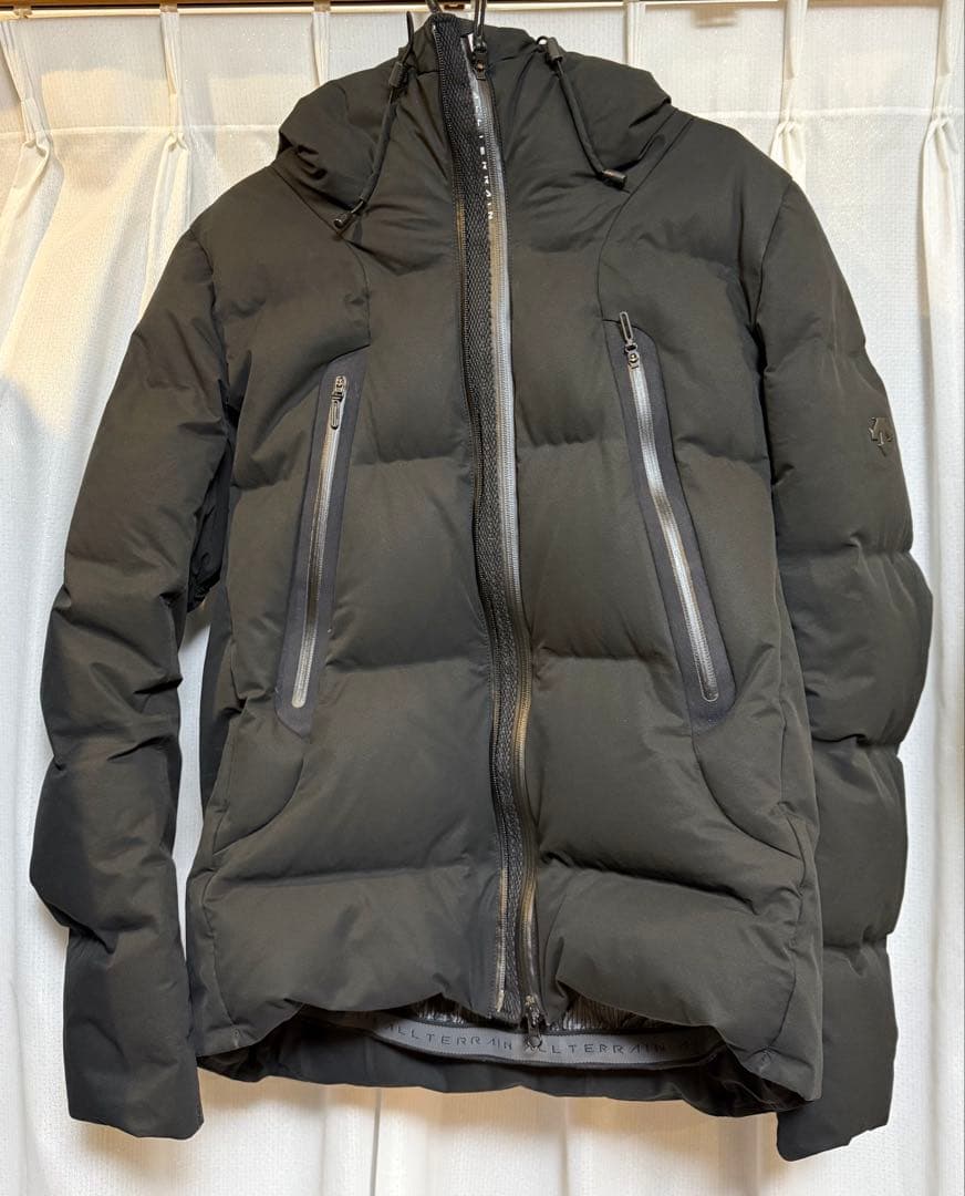水沢ダウン マウンテニアMOUNTAINEER XO DESCENTE ALLTERRAIN OVERSIZED MOUNTAINEER 水沢ダウン オーバー