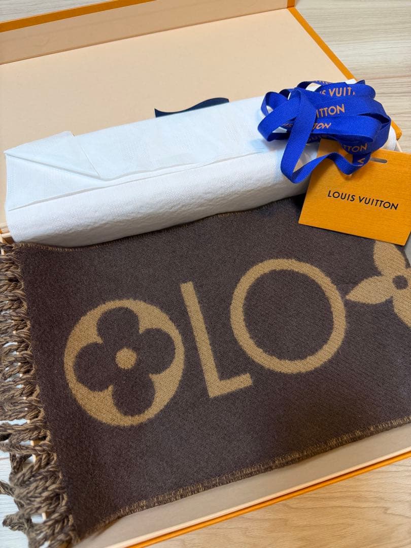 ルイヴィトン モノグラム インフィニティ マフラー カシミヤ LOUIS VUITTON（ルイ・ヴィトン） マフラー モノグラム インフィニティ