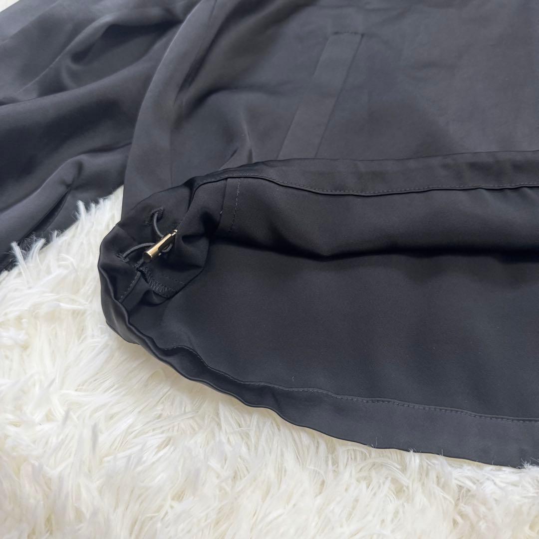 美品 2023年 グレースコンチネンタル トリアセサテンフーディー