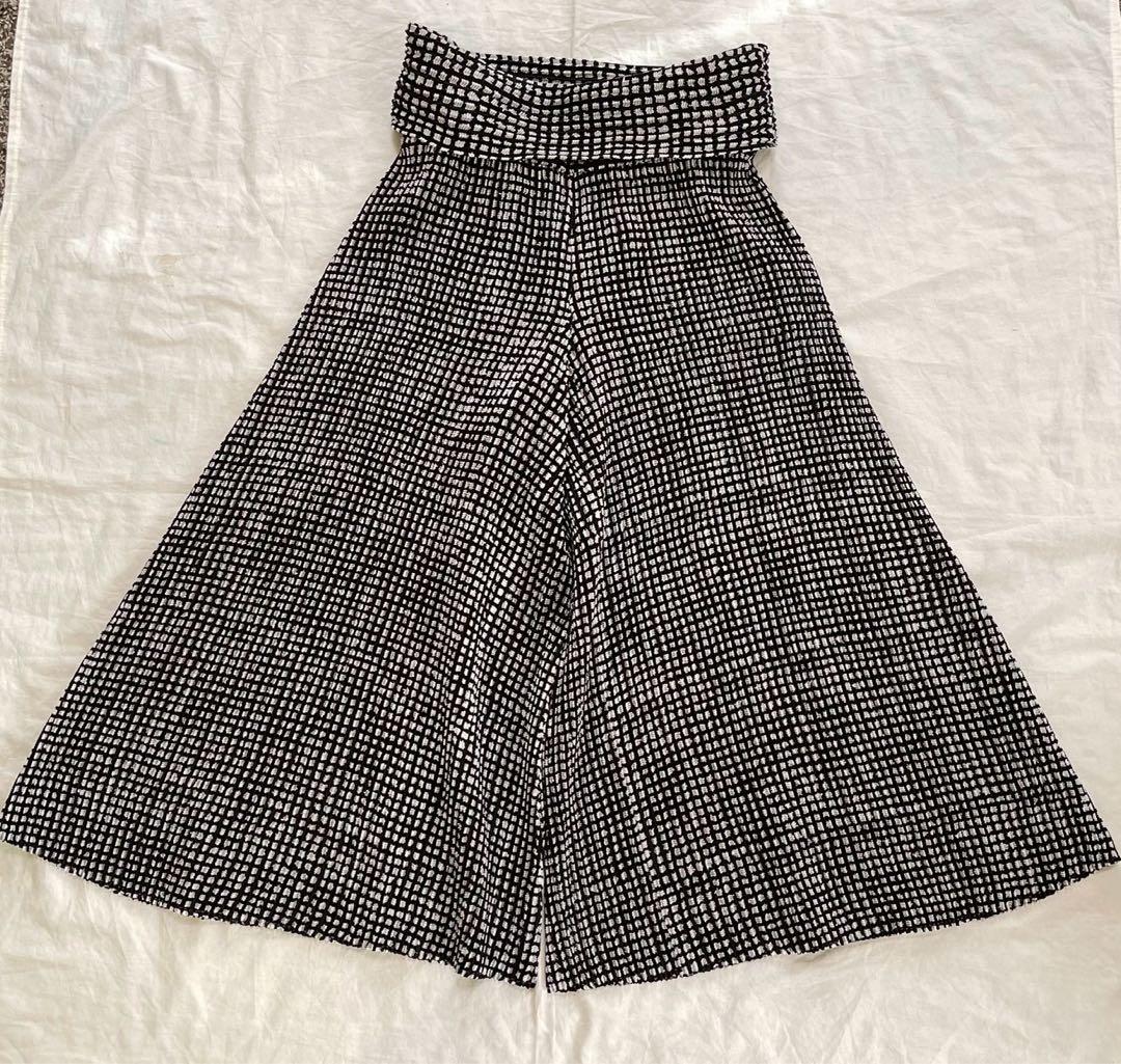 【新品未使用】SPECCHIO スペッチオ　チェック柄 ガウチョパンツ タグ付き SPECCHIO（スペッチオ） ワイドパンツ レディース きれいめ 七分丈 8分