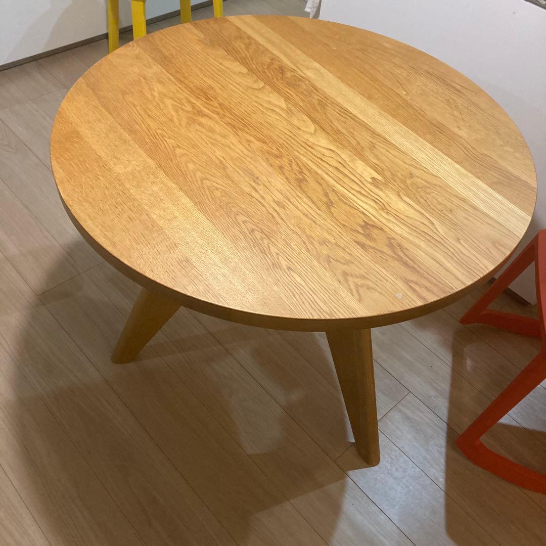 Vitra Gueridon ダイニングテーブル　ジャン・プルーヴェ　ゲリドン ゲリドン（Guéridon）／ジャン・プルーヴェ【ヴィトラ公式】Vitra