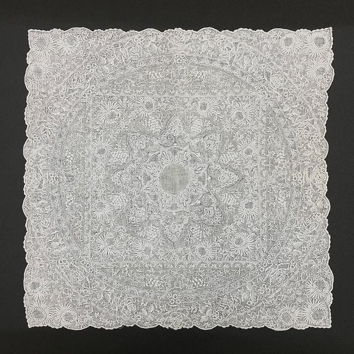 汕頭 スワトウ 手刺繍 ハンカチ( A-2) - メルカリ