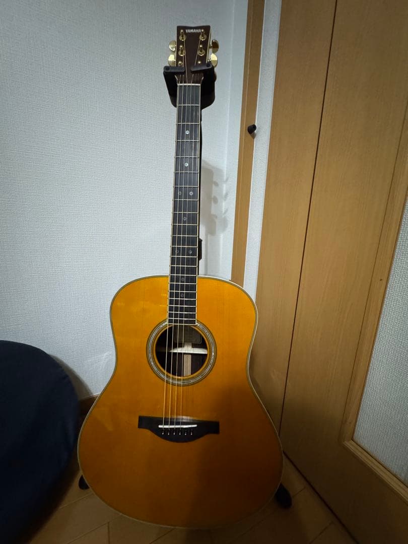 Yamaha LL-TA アコースティックギター Yamaha LL-TA TransAcoustic Dreadnought Acoustic-electric Guitar