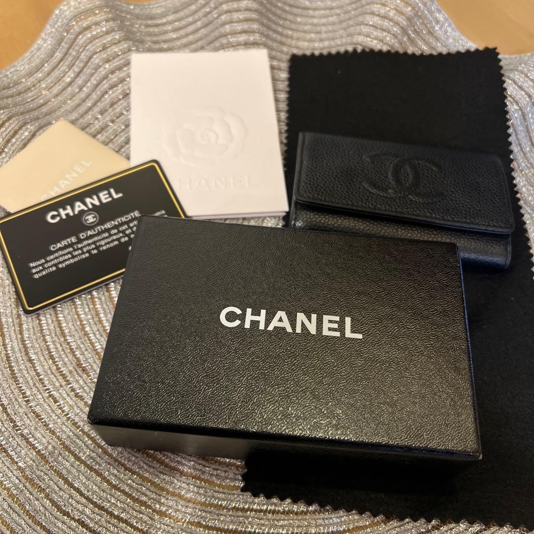 CHANEL 2000 ココマーク キーケース CHANEL（シャネル） ココマーク キーケース ブラック ホワイト ピンク