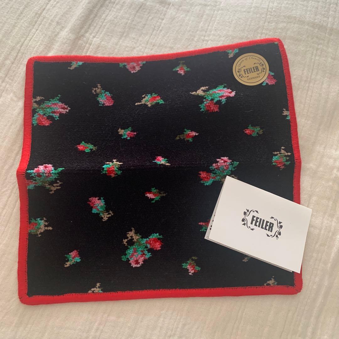 専用　FEILER リアローズ　花柄 フリースハンカチ　バッグ フェイラー】9月1日発売 新作『ロマンス』ダリアやバラの花がモチーフ