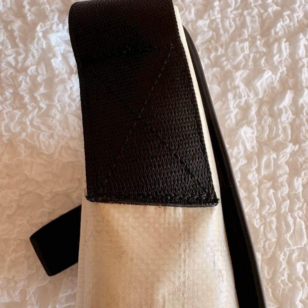 FREITAG F11 LASSIE 小さな英字入り - メルカリ