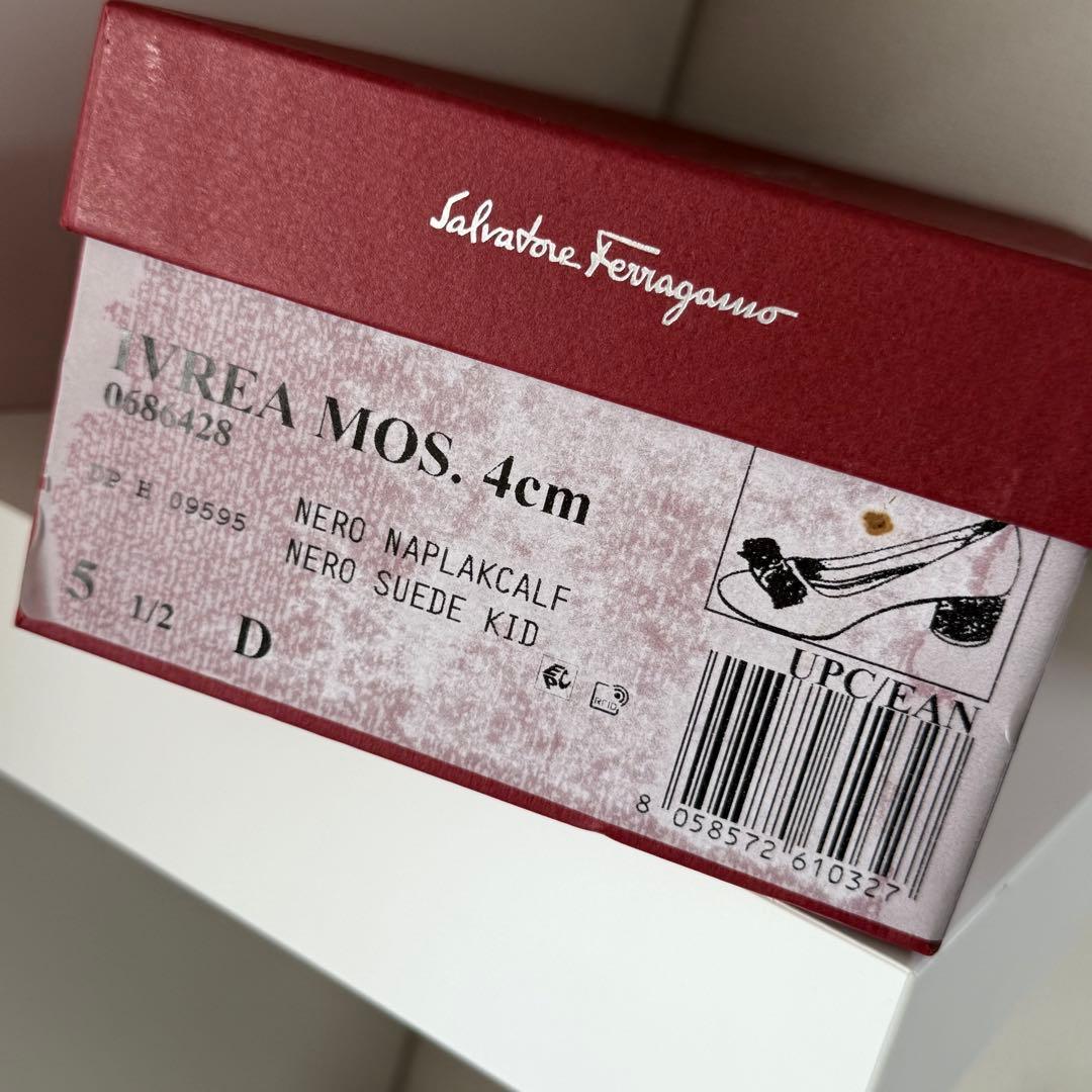 Ferragamo IVREA ラインストーンパンプス - メルカリ