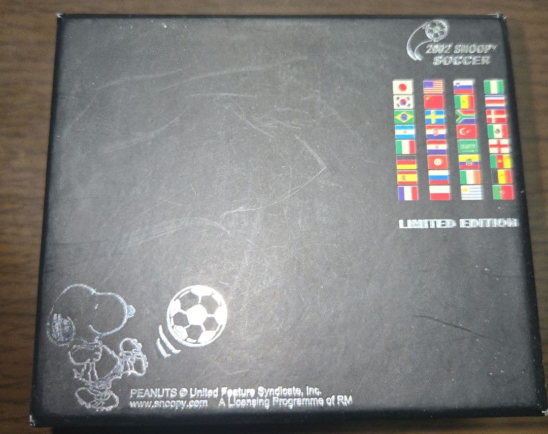 か*ギ様 2002 Snoopy Soccer 限定版 腕時計 - メルカリ