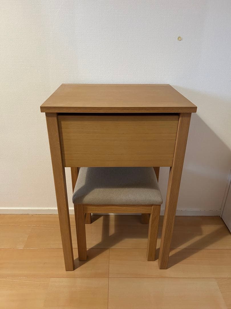 無印良品　化粧台　ドレッサー 無印良品(MUJI)の希少なメープル材を使用したドレッサーセットです