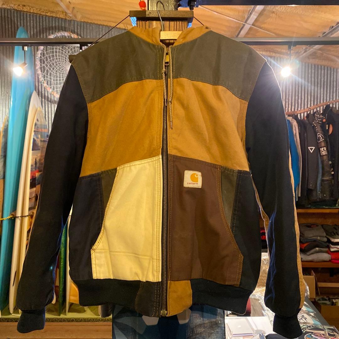 clowyycarhartt zip upキルティングパーカー QUILTED COMBI. ZIP HOODED/キルティング コンビ ジップパーカー