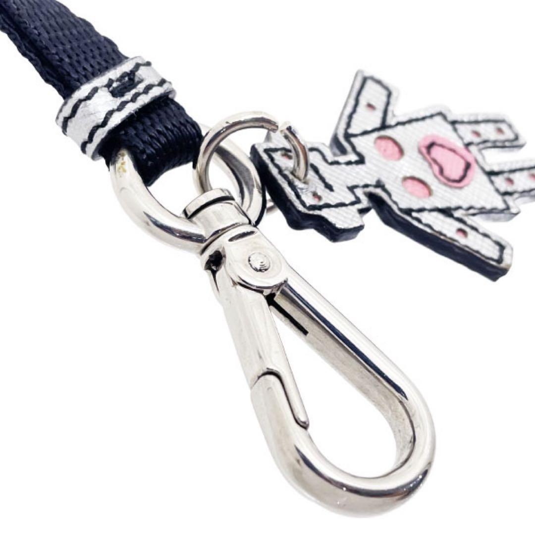 正規品 美品 プラダ ネックストラップ ロボット 名札 【TT14932