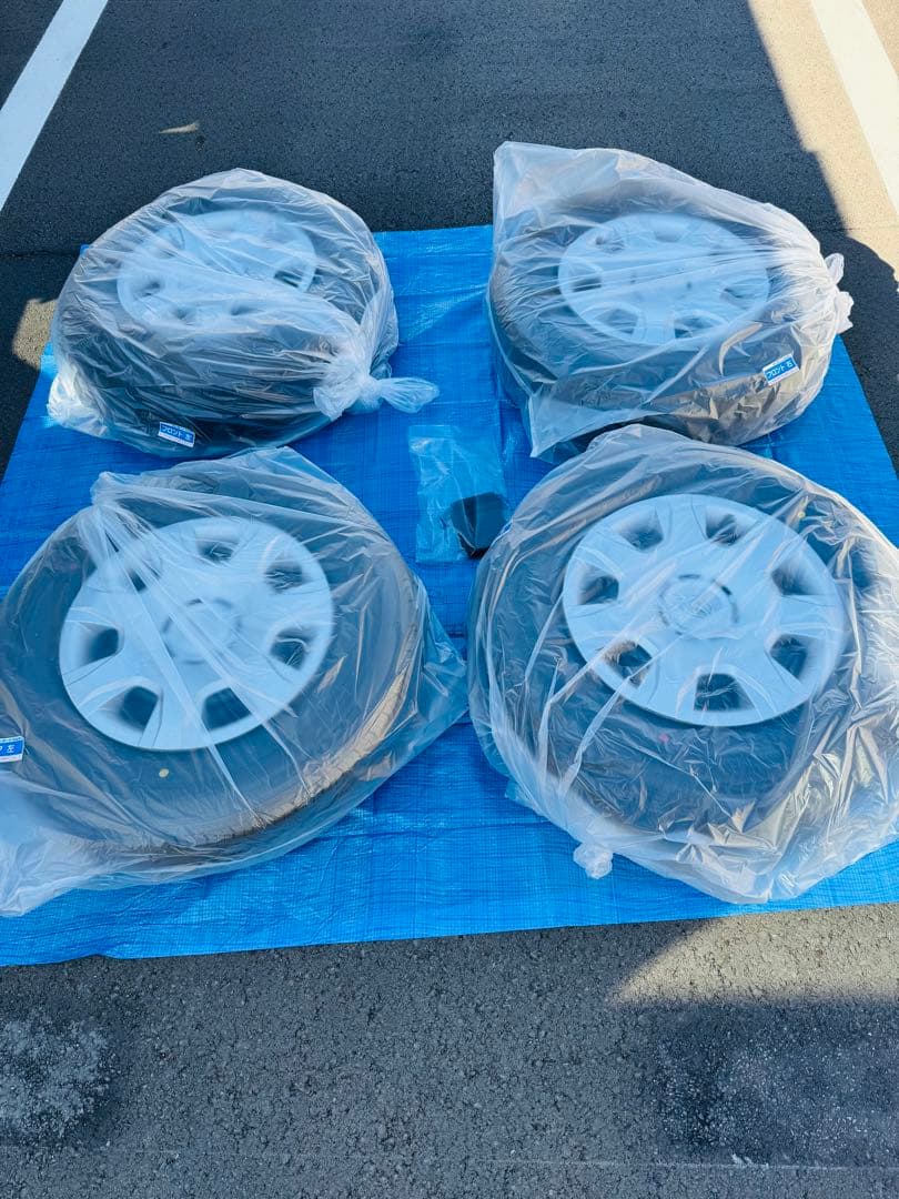 25年12月納車ハイエース200系8型　純正タイヤホイールセット 楽天市場】【1本組】200系 ハイエース タイヤホイールセット Daytona