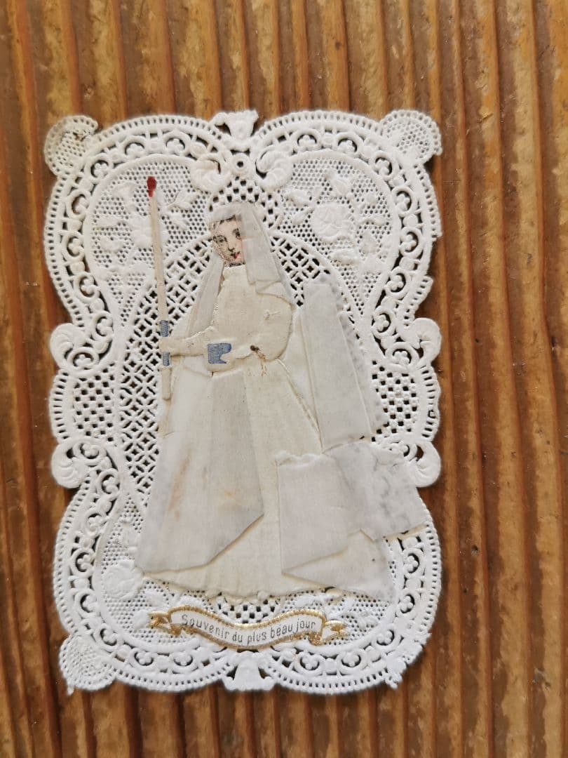 アンティーク 2枚ガラスフォトフレーム 花々の金属装飾 初聖体式