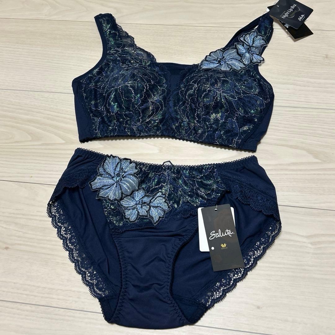 ワコール サルートsaluteナイトアップブラ&ショーツ M 定価11770円 ワコール サルート 60グループ 60G フロントエックスプラス ブラジャー