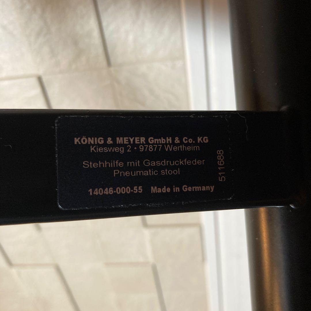 K&M 演奏者用 スツール 空圧式 布製 バックレスト16046 14033の通販は