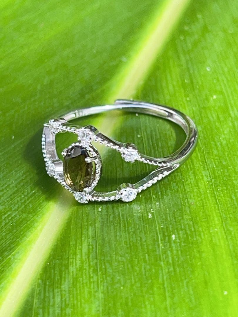 エネルギーの活性化✨☆隕石ガラス モルダバイト☆S925フリーサイズリング