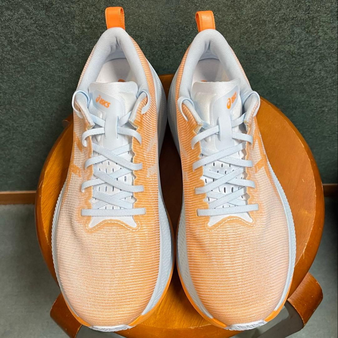 asics アシックス スーパーブラスト 26.5cm