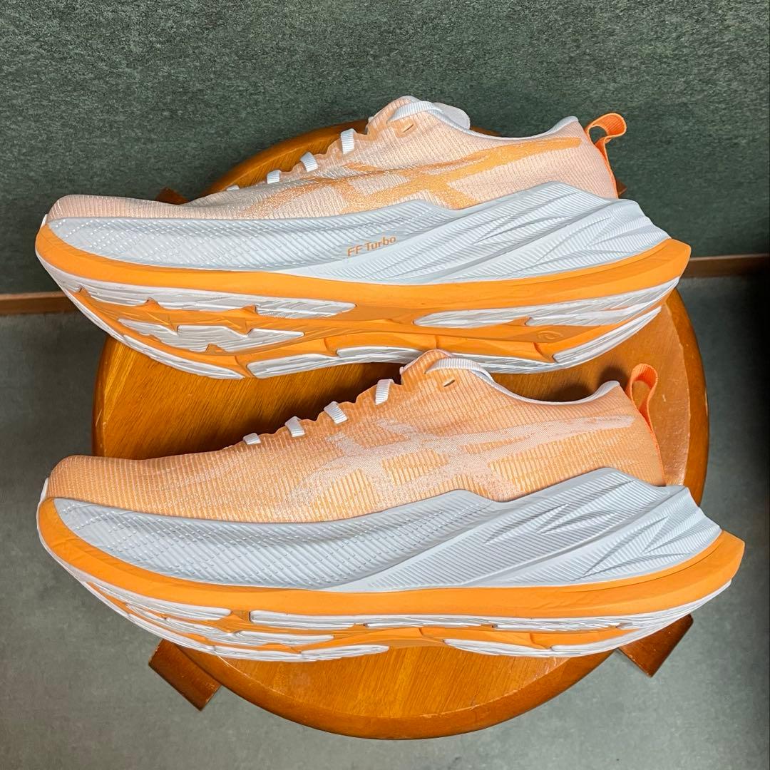 asics アシックス スーパーブラスト 26.5cm