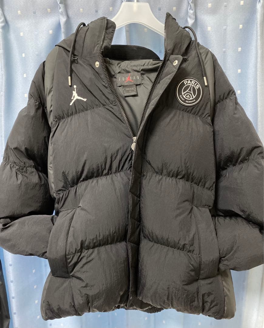 NIKEパリサンジェルマンジョーダンダウン NIKE（ナイキ） コラボ ジョーダン フード ダウンジャケット ナイロン