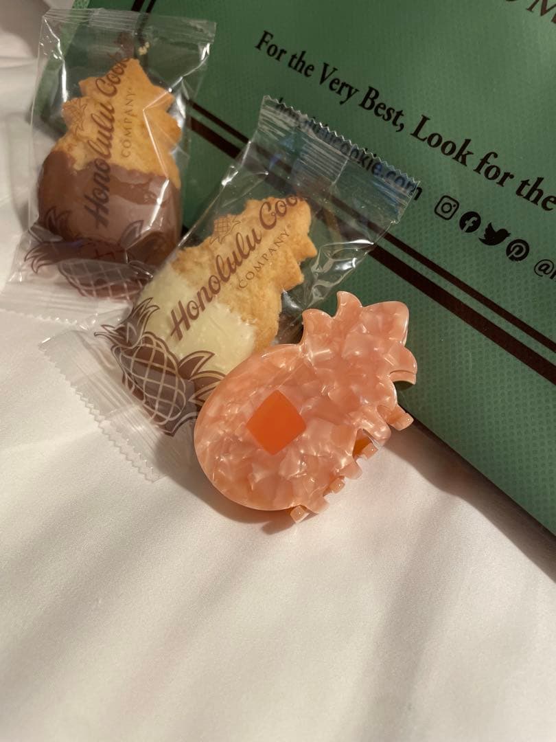 正規品 ハワイ ホノルルクッキー ヘアクリップ 髪留め グアバモチーフ