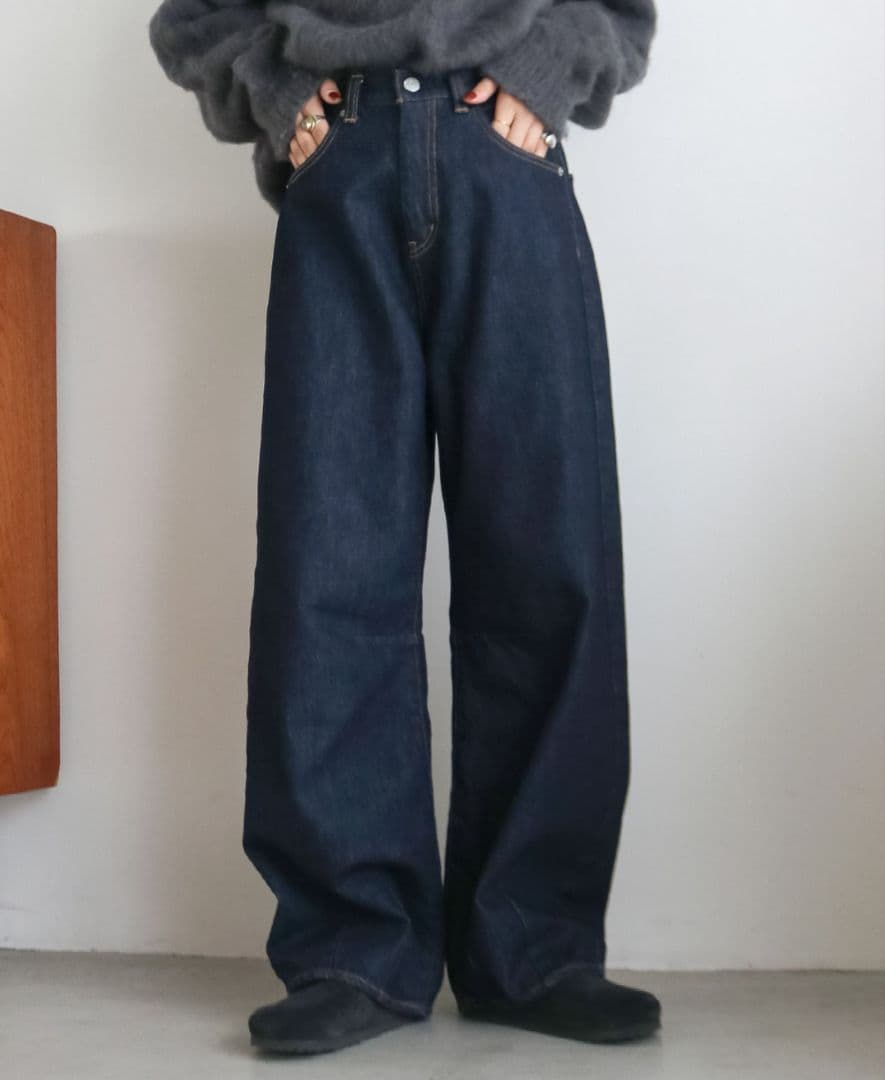 ☆新品☆ungrid カーブルーズデニム25インチ Ungrid（アングリッド） ジーンズ デニム デニムパンツ カーブルーズ