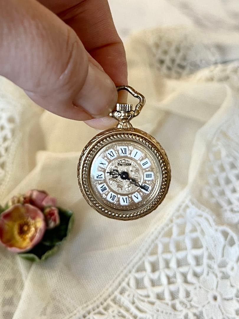 ◆フランスアンティーク｜小さな懐中時計Bミニペンダント金ゴールドネジ巻き白黒 楽天市場】懐中時計 チェーン 好評 機械式 ネックレス レトロ 時計