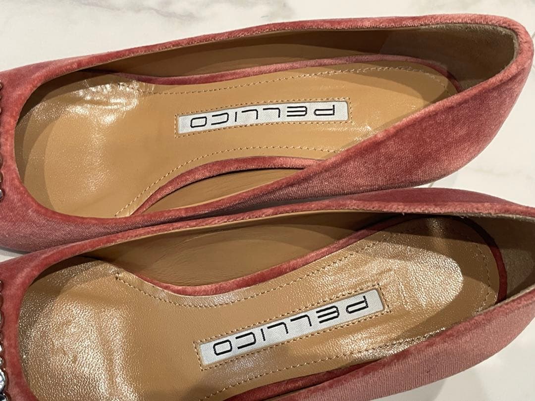 美品 PELLICO（ペリーコ） ベルベットパンプス ピンク - メルカリ