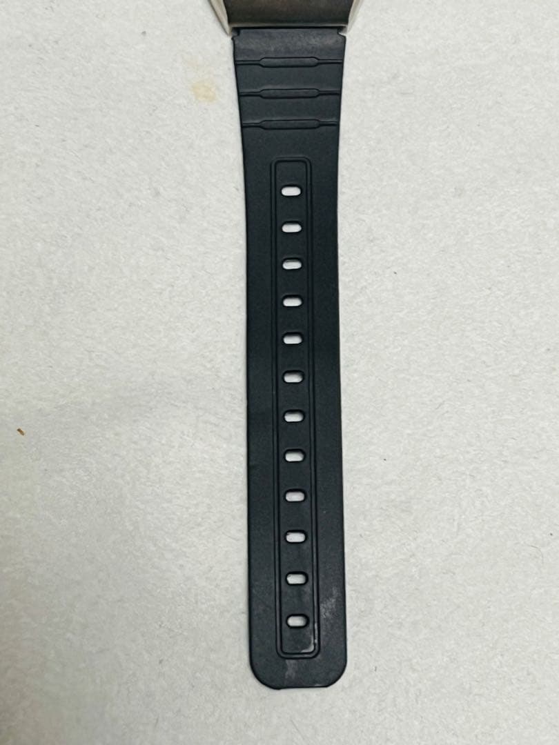 SANYOサンヨー359-21C デジタル腕時計 電池:/ベルト新品 稼働品