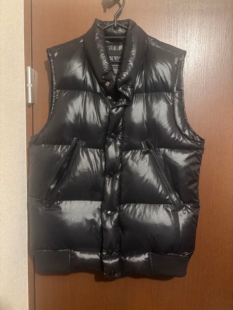 アンユーズド　ダウンベスト UNUSED（アンユーズド） ダウンベスト オリーブ - margin