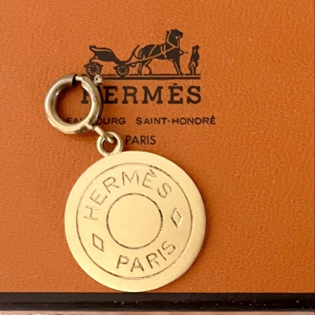 極美品　エルメス　セリエ　　チャーム　　ペンダントトップ　ゴールド HERMES エルメス セリエ ペンダントトップ ネックレス チャーム