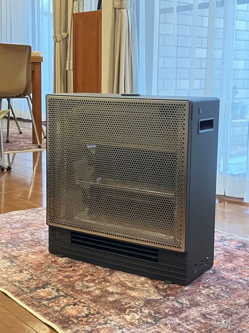 ダイキン ハイブリッドセラムヒート　保証付 2025年モデル 遠赤外線暖房機 セラムヒート（家電量販店取扱製品