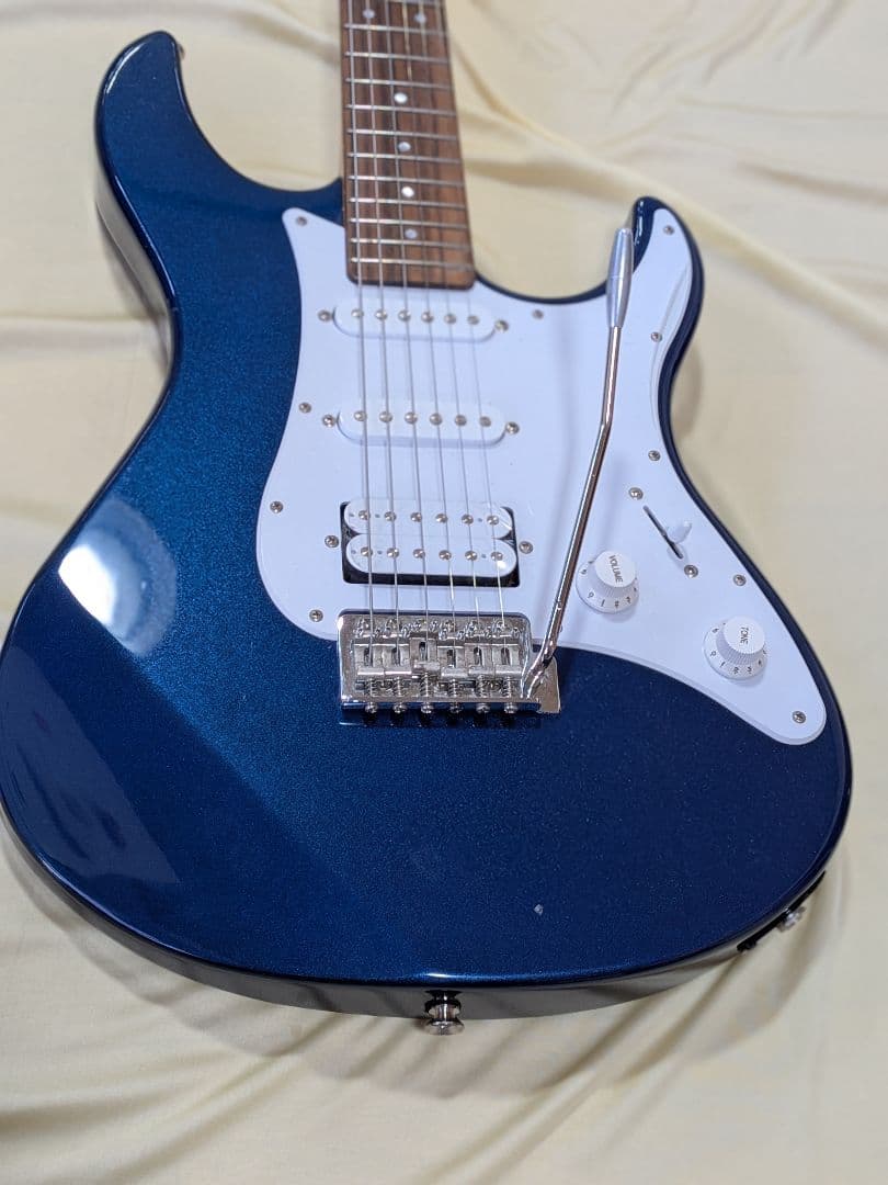 美品Yamaha PACIFICA ギターメタリックブルーシールド ケース付き