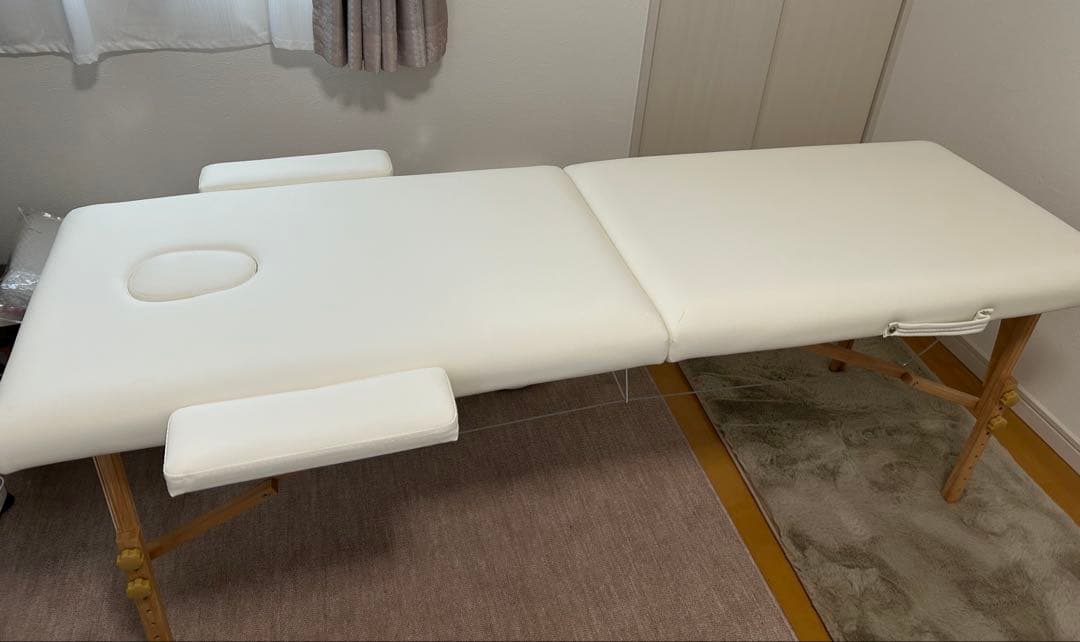 折りたたみマッサージテーブル ホワイト ベッド 折りたたみベッド シングルベッド マッサージ器 マッサージ