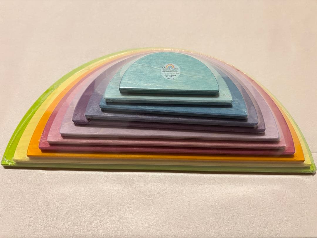 新品○グリムス○盤セミサークル パステルレインボー 積み木