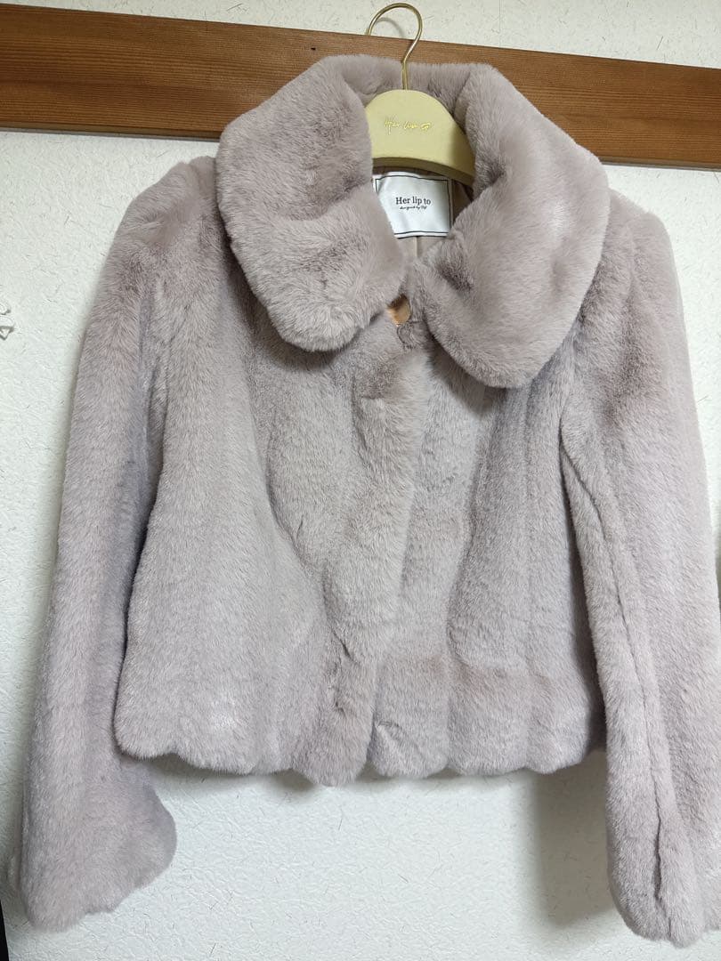 Herlipto Winter Love Faux Fur Coat M - メルカリ