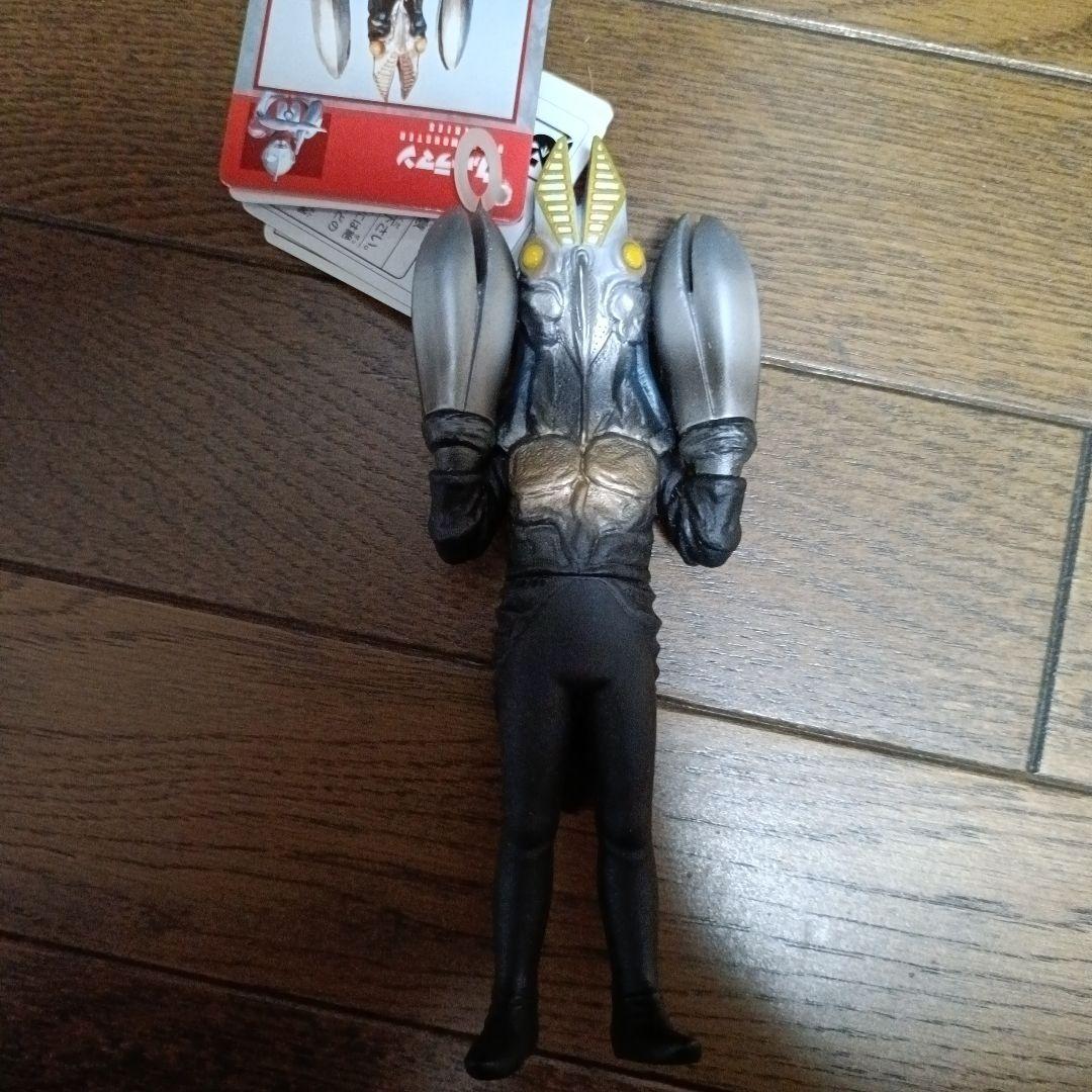 【専用】ウルトラマン バルタン星人 フィギュア 2代目 3代目 大怪獣シリーズ ウルトラマン バルタン星人2代目 完成品フィギュア