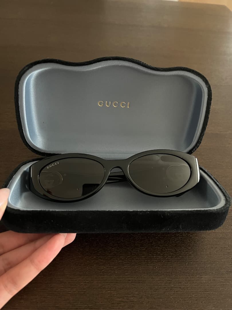 GUCCI ブラック ラウンドサングラス ケース付き GUCCI グッチ サングラス ラウンド ゴールド インターロッキング