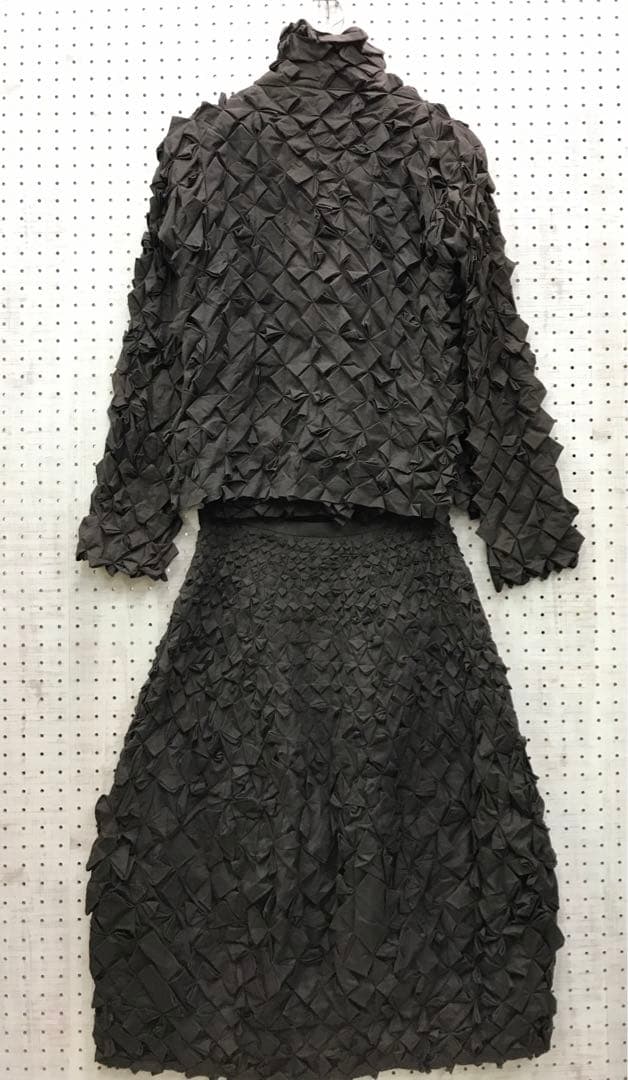 ISSEY MIYAKE 折り紙プリーツ 3D スチームストレッチ 上下セット