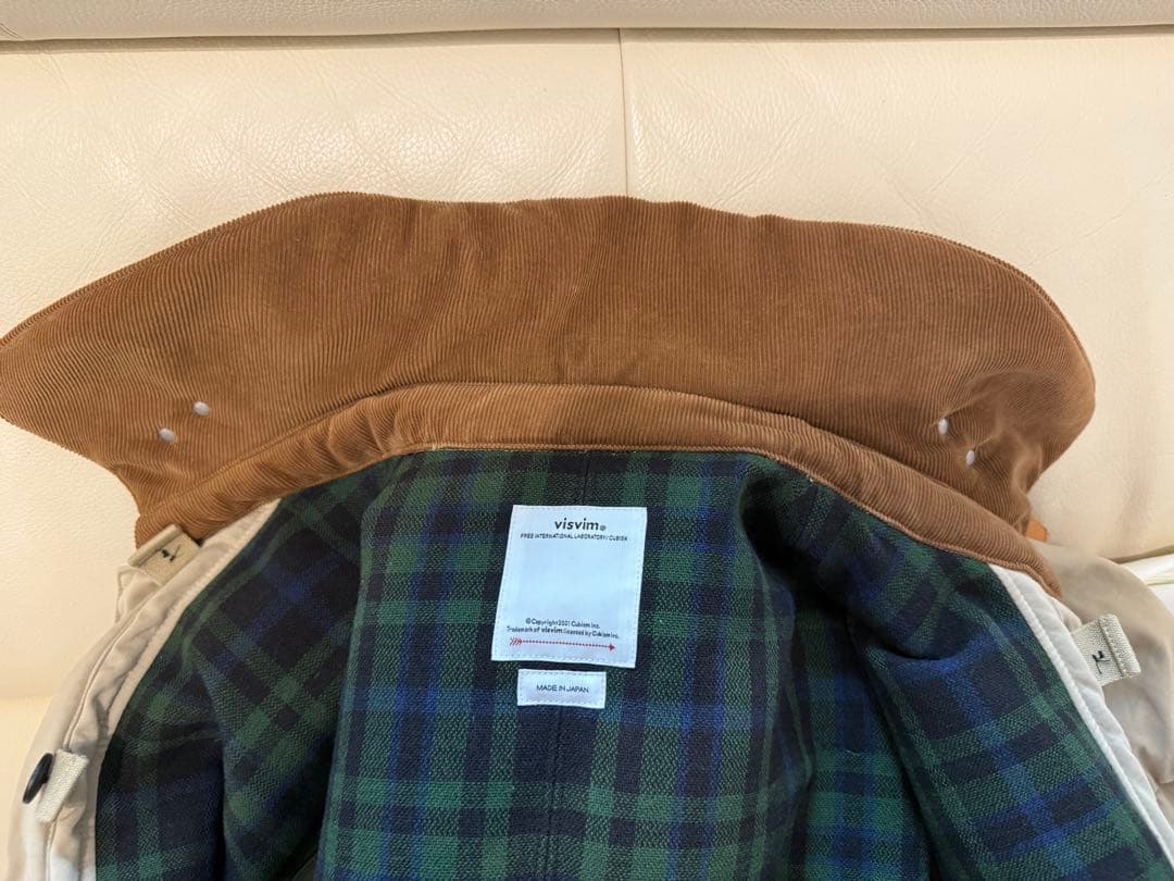 visvim BLACK KITE COAT BEIGE - メルカリ